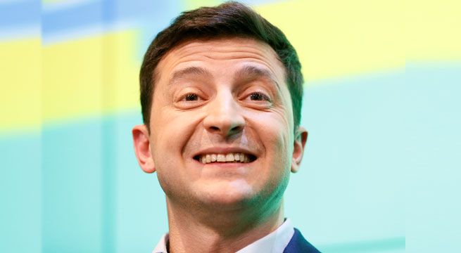 Ucrania inicia etapa inédita con la elección de un cómico como presidente