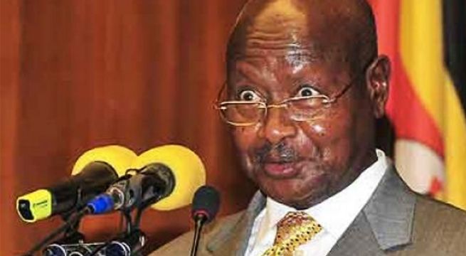 Presidente de Uganda quiere prohibir el sexo oral en su país
