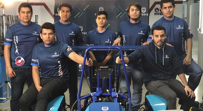 Estudiantes peruanos construyen auto de carreras a bajo costo