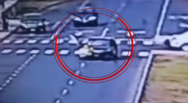 Heladero se salvó de morir tras ser atropellado por auto en Ate [VIDEO]