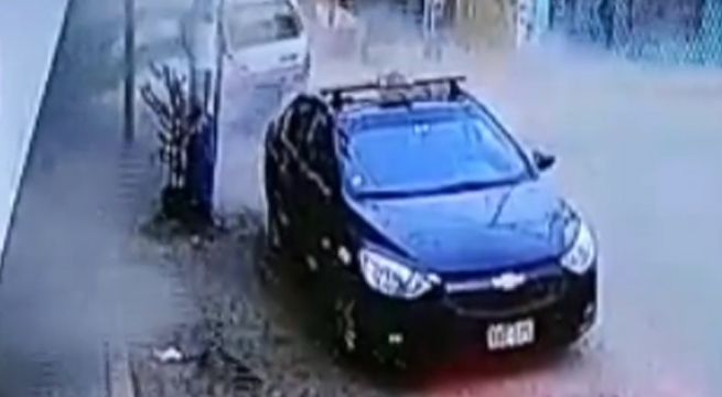 Chofer de combi murió tras violento impacto contra una casa del Rímac [VIDEO]