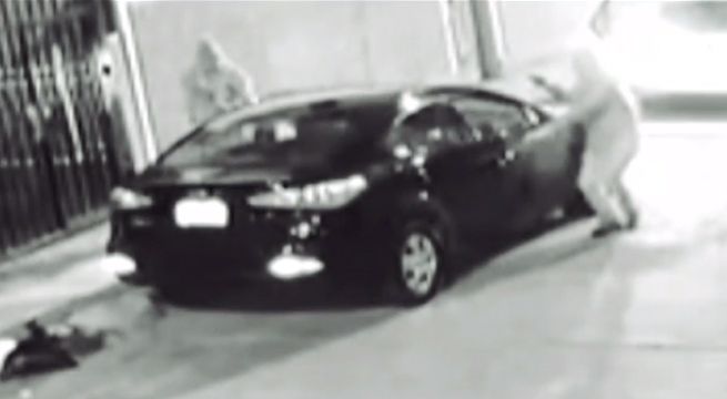 Pueblo Libre: delincuentes armados roban auto en solo 30 segundos [VIDEO]