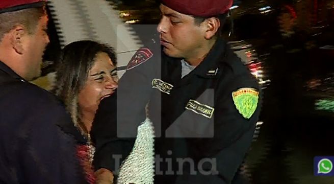 Mujer mordió a policía durante intervención en Miraflores [VIDEO]