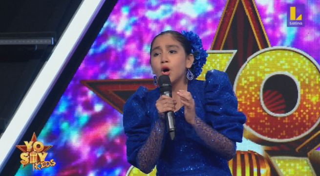  La pequeña imitadora de Rocío Durcal nos regaló el tema “La gata bajo la lluvia”