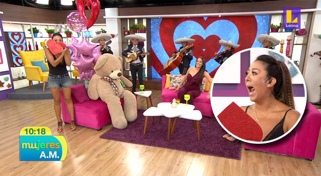 ¿Quién envió esta tremenda sorpresa para Cathy Sáenz al set de ‘Mujeres al Mando’? [VIDEO]