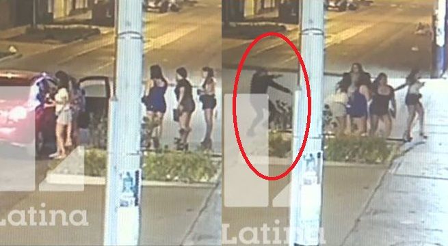 Amigas son asaltadas cuando esperaban taxi [Video]