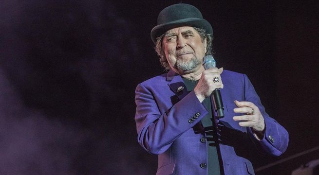Joaquín Sabina cayó del escenario durante una presentación en Madrid [VIDEO]