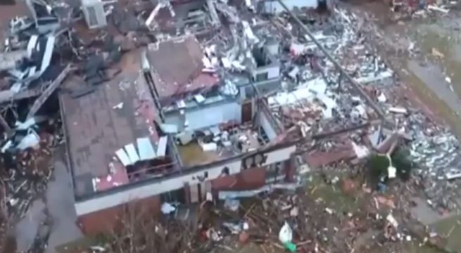 Al menos 25 muertos dejaron fuertes tornados en el sureste de EEUU [VIDEO]