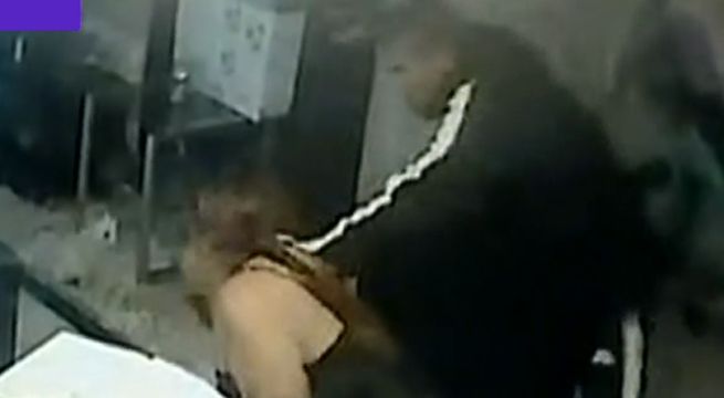 Delincuente irrumpe en casa y dispara a madre de familia en Villa El Salvador [VIDEO]