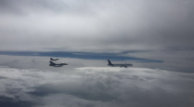 Avión del Papa Francisco fue escoltado por tres aviones Mirage 2000