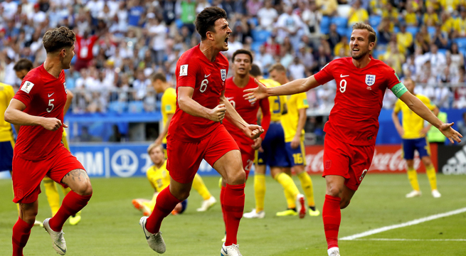 Al término del primer tiempo, Inglaterra derrota a Suecia con gol de Maguire
