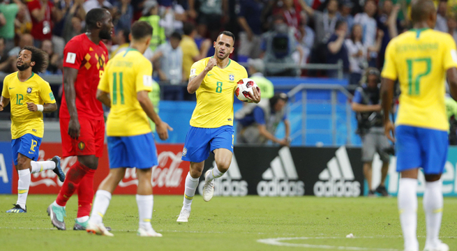 El gol de Renato Augusto con el que reaccionó Brasil pero no le alcanzó