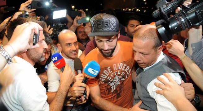 Gonzalo Higuaín ya se encuentra en Milán para firmar por el cuadro 