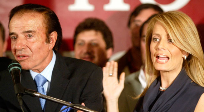 Hijo de Cecilia Bolocco y Carlos Menem se recupera tras delicada operación