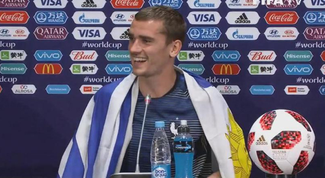Rusia 2018: Griezmann se puso la bandera de Uruguay
