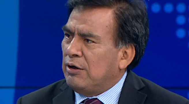 Velásquez Quesquén: 