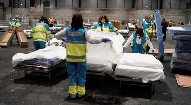 España registra su mayor cifra de fallecidos por coronavirus en un día: 849 víctimas