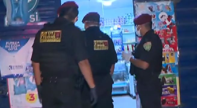 PNP encuentra bodegas abiertas durante el toque de queda en La Victoria [VIDEO]