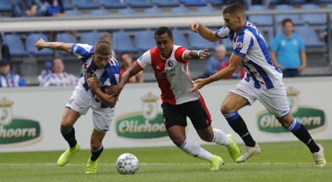 Liga del peruano Renato Tapia confirmó el final de su temporada