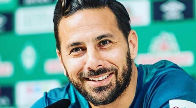 Claudio Pizarro sorprendió al mostrar sus habilidades en la cocina