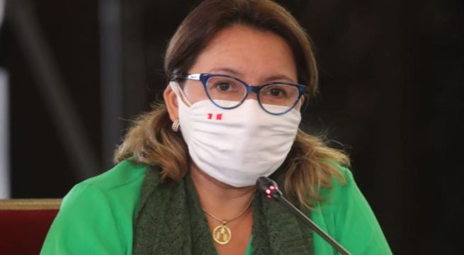 Ministra de la Producción: 