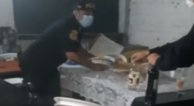 Detienen a comisario cuando celebraba su cumpleaños en un local de San Juan de Lurigancho