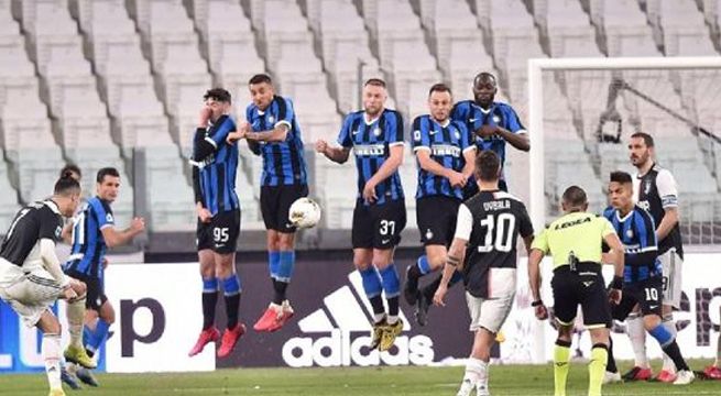 Italia pospone entrenamientos normales de clubes de fútbol mientras se discuten normas médicas