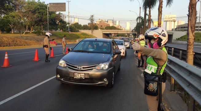 Autos particulares solo podrán circular en espacio reducido y por razones muy puntuales