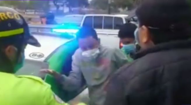 Surco: mototaxista afirmó tener la COVID-19 y escupió a miembro del serenazgo