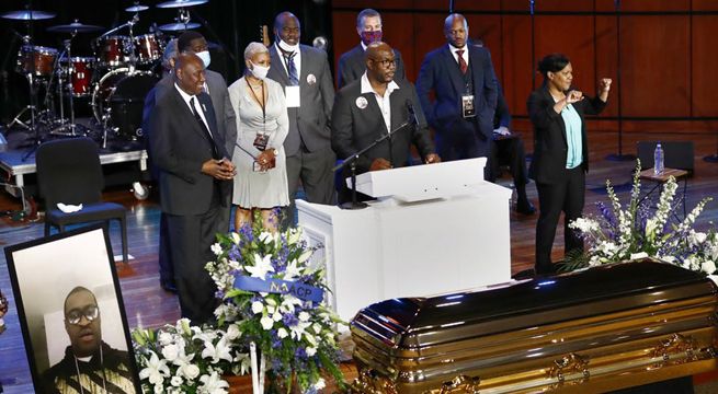 La muerte de George Floyd ha tocado muchos corazones, dice su hermano en multitudinario homenaje