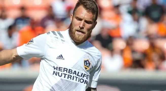 LA Galaxy pone fin a contrato de un futbolista tras comentarios racistas de su esposa