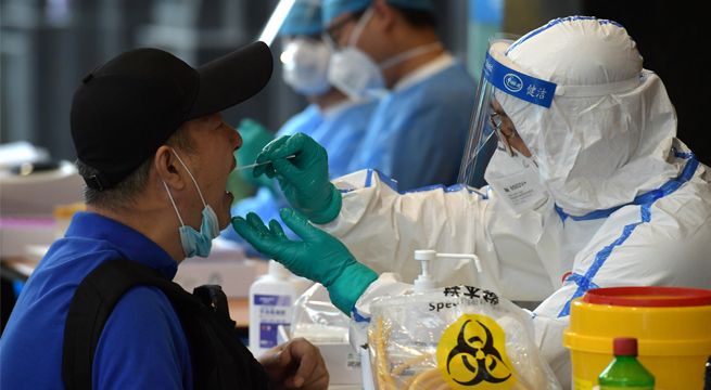 Aumento de casos de Covid-19 en Pekín obliga a fortalecer las restricciones