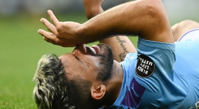 Sergio Agüero confirma que sufrió lesión de rodilla