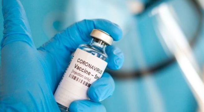 Vacuna contra el coronavirus desarrollada en India recibe autorización para pruebas en humanos