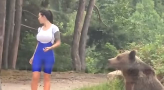 Intento tomarse una foto junto a un oso, pero recibió gran susto