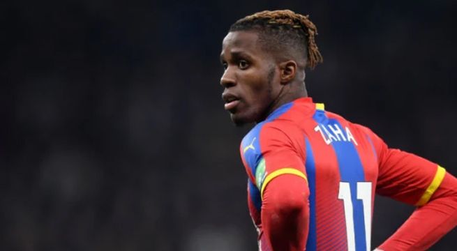 Menor de 12 años es arrestado por enviar insultos racistas a jugador de la Premier League