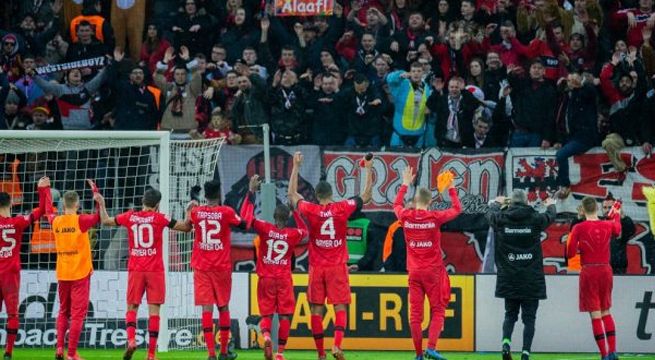 Alemania prohibirá público en los estadios de fútbol hasta finales de octubre