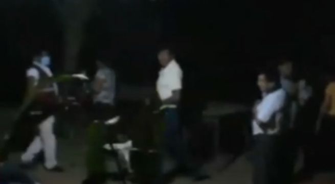 Juez organizó fiesta y apagó la luz para no ser intervenido por la PNP [VIDEO]