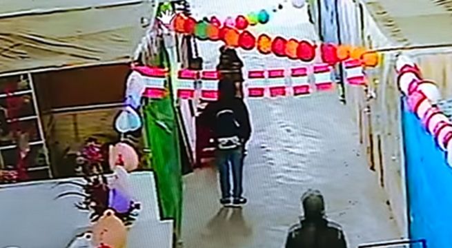 Captan a enamorados robando en mercado de San Juan de Lurigancho [VIDEO]