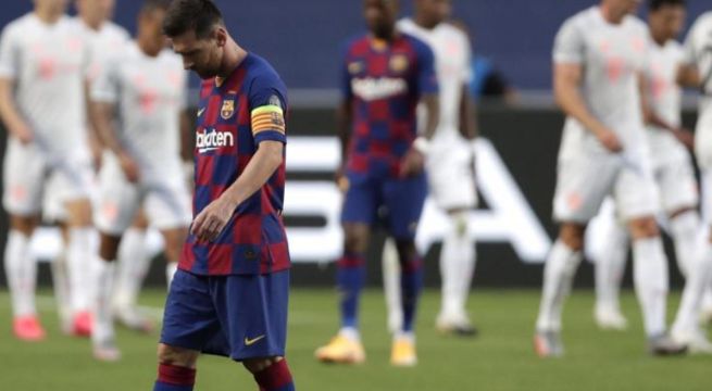 Barcelona destituye a su entrenador tras humillación en la Champions