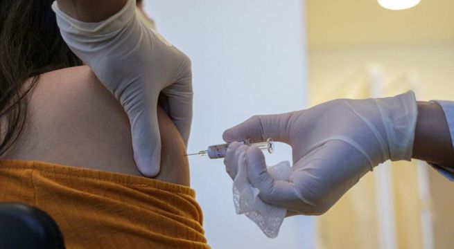 Vacuna anti Covid-19 en Perú: en 4 días inicia inscripción de voluntarios [Video]