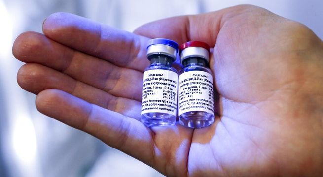 Rusia empezará a vacunar grupos de riesgo contra Covid-19