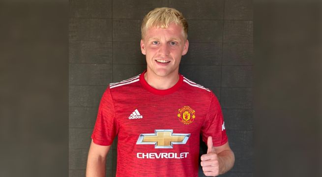 Manchester United anuncia la contratación del holandés Van de Beek