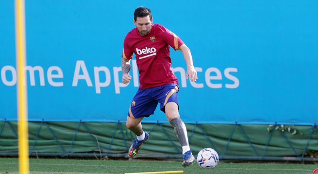 Lionel Messi volvió a entrenar con el Barcelona luego de confirmar que se queda