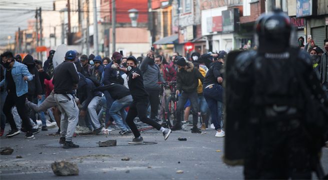 Violentas protestas contra el abuso policial en Colombia dejan nueve muertos