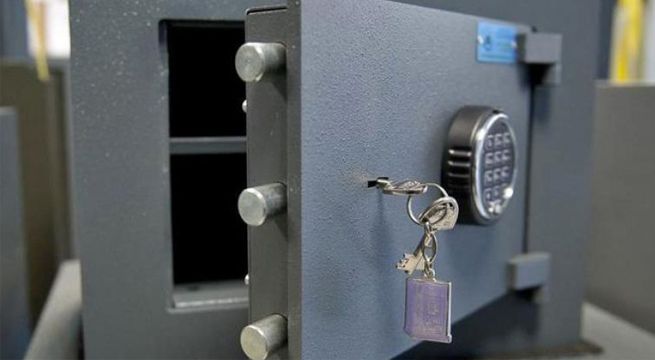 Hombre roba una caja fuerte para repartir el dinero entre los más necesitados