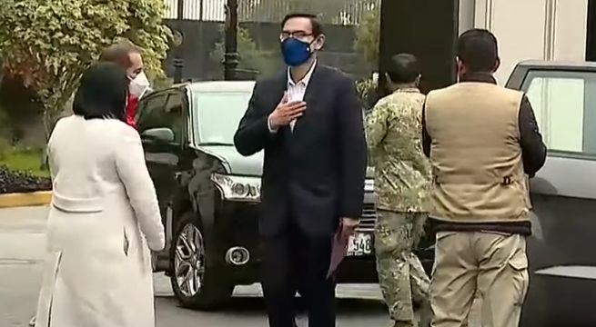 Vizcarra suspendió actividades y se dirigió a la sede del Congreso [VIDEO]