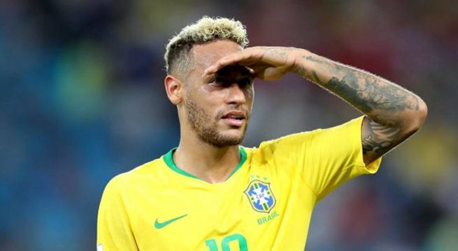 Neymar podría perderse el debut de Brasil en la eliminatoria por dolor lumbar