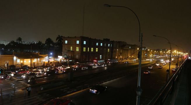 Anuncian cortes de luz en diversos distritos toda esta semana