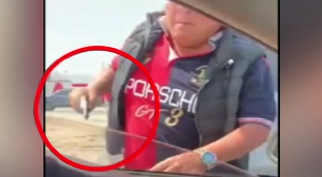 Sujeto amenazó con arma a joven que le reclamó por arrojar basura en la calle [VIDEO]